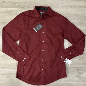 Men's Red Van Heusen Button Down Shirt